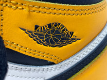Load image into Gallery viewer, Authentic Nike Kids Jordan 1 Retro High OG Yellow Black White Sneaker Shoes 1.5Y