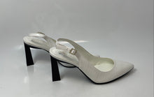 Load image into Gallery viewer, Marc Fisher Womens White Croc-Embossed Pointed Toe Block Slingback Heels Size 8M