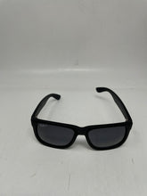 Load image into Gallery viewer, Ray-Ban Justin Men's Sunglasses Matte Black (NCL)