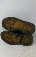 Load image into Gallery viewer, Dr. Martens Mens Harrisland Black Leather Lace-Up Mid Top Combat Boots Size 9