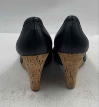 Load image into Gallery viewer, Authentic Tory Burch Womens Black Leather Peep Toe Wedge Pump Heels Size 7.5 M