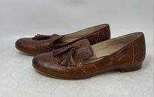 Load image into Gallery viewer, Vince Camuto Womens Chayton Brown Leather Slip-On Loafer Flats Size 7 M