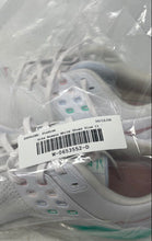 Load image into Gallery viewer, Nike Womens Air Max Bella TR 4 CW3398-105 White Lace-Up Sneaker Shoes Size 11