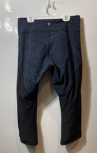 Load image into Gallery viewer, Lululemon Womens Blue Geometric Shatter Weave Desert Cropped Leggings Size 10
