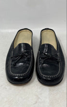 Load image into Gallery viewer, Cole Haan Womens Black Leather Round Toe Bow Slip-On Loafers Shoes Size 8B