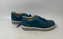 Load image into Gallery viewer, Samuel Hubbard Womens Blue Leather Low Top Lace-Up Sneaker Shoes Size 6.5