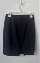 Load image into Gallery viewer, H&M Womens Black Flat Front Back Slit Straight & Pencil Skirt Size 6