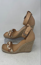 Load image into Gallery viewer, Dolce Vita Womens Nilton Peach Brown Wedge Heel Espadrille Sandals Shoes Sz 9.5