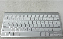 Load image into Gallery viewer, Apple A1314 White Silver Wireless Bluetooth Compact Standard Keyboard Not Tested