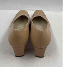 Load image into Gallery viewer, Authentic Salvatore Ferragamo Womens Beige Slip-On Pump Heels Size 8.5B