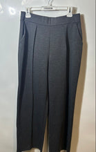 Load image into Gallery viewer, H&M Womens Gray Pockets Straight Leg Trouser Pants Size Medium