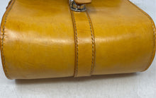 Load image into Gallery viewer, Creative Studio Womens Yellow Adjustable Strap Shoulder Crossbody Bag