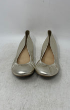 Load image into Gallery viewer, J. Crew Womens Cece Beige Leather Slip-On Round Toe Ballet Flats Size 10