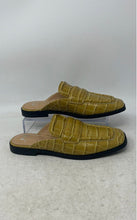 Load image into Gallery viewer, Marc Fisher Womens LTD Flyta Yellow Croc-Embossed Leather Mule Flats Size 6 M