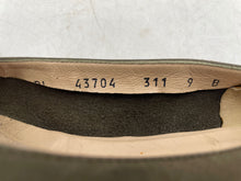 Load image into Gallery viewer, Authentic Salvatore Ferragamo Womens Green Slip-On Ballet Flats Size 9B Damaged
