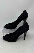 Load image into Gallery viewer, Nine West Womens Black Lace Peep Toe Slip-On Stiletto Pump Heels Size 7.5M