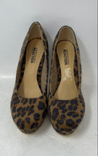 Load image into Gallery viewer, Kenneth Cole Reaction Womens Multicolor Animal Print Platform Heels Size 8.5