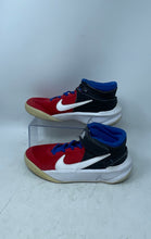 Load image into Gallery viewer, Nike Kids Team Hustle D10 FlyEase DD7303-005 Multicolor Basketball Shoes Size 6Y
