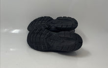 Load image into Gallery viewer, Nike Kids V5 RNR HQ6411-002 Black Round Toe Lace-Up Sneaker Shoes Size 3.5Y