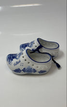 Load image into Gallery viewer, Delft White Blue Decor Ceramic Collectible Figurine Holland Mini Shoes Set 2 Pcs