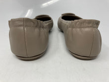 Load image into Gallery viewer, Authentic Tory Burch Womens Brown Leather Ballet Flats Size 6.5M Damaged