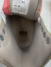 Load image into Gallery viewer, Rio Roller Unisex Script Teal Coral Lace-Up Roller Skates Size UK 5 EUR 38