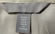 Load image into Gallery viewer, H&M Womens Beige Regular Fit Long Sleeve Collared Button-Up Shirt Size M