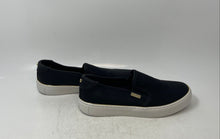Load image into Gallery viewer, GBG Womens Gollys GGGOLLYS3 Black White Round Toe Slip-On Sneakers Shoes Sz 8.5M