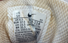 Load image into Gallery viewer, Nike Kids Court Borough Low 2 BQ5448-114 White Orange Basketball Shoes Size 5Y