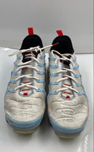 Load image into Gallery viewer, Authentic Nike Mens Air Vapormax Multicolor Sneaker Shoes Size 13 Dirty Stained