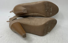 Load image into Gallery viewer, JLO Jennifer Lopez Womens Charlie Taupe Beige Back Zip Ankle Bootie Size 7.5M