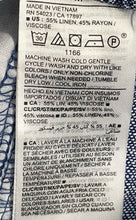 Load image into Gallery viewer, Old Navy Womens Blue Chambray Elastic Waist High-Rise Chino Shorts Size Medium