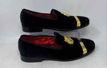 Load image into Gallery viewer, Foevtrue Mens Black & Gold Quilt Lined Round Toe Slip-On Loafer Shoes Size EU 43