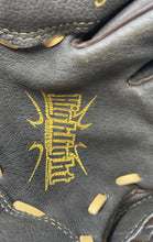 Load image into Gallery viewer, Rawlings Brown Sporting Equipment Highlight Series Baseball Glove 10 Inch
