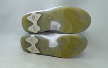 Load image into Gallery viewer, Nike Mens Max Aura 7 HQ2091-105 White Lace-Up Sneaker Shoes Size 13