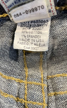 Load image into Gallery viewer, True Religion Womens Blue Denim Medium Wash Straight Leg Jeans Size 30