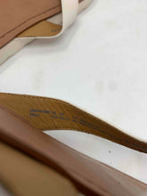 Load image into Gallery viewer, Coach Womens Shelly A00960 White Brown Slip-On Flip-Flop Sandals Size 8.5 B