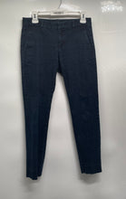 Load image into Gallery viewer, Banana Republic Womens Blue Denim Flat Front Stretch Cropped Pants Size 2