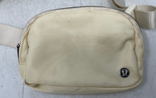 Load image into Gallery viewer, Lululemon Womens Ivory Zipper Inner Divider Adjustable Strap Fanny Pack Bag