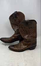 Load image into Gallery viewer, Justin Mens Brown Mid-Calf Cowboy Western Boots Size 8