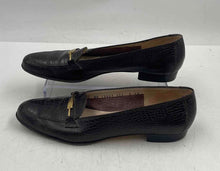 Load image into Gallery viewer, Authentic Salvatore Ferragamo Womens Brown Loafers Shoes Size 8 AA Damaged