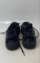 Load image into Gallery viewer, Nike Womens Air Huarache Run 634835-012 Black Lace-Up Sneakers Shoes Size 9
