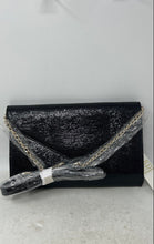 Load image into Gallery viewer, Urban Expressions Womens Riva Black Chain Strap Envelope Clutch Bag With Tags