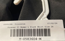 Load image into Gallery viewer, Forever 21 Womens Black Side-Zip Knee-Length Pleated Skirt Size 2X Plus