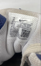Load image into Gallery viewer, Nike Boys Court Borough Mid 2 CD7782-107 White Blue Basketball Shoes Size 4Y