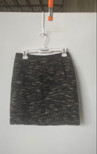 Load image into Gallery viewer, Talbots Womens Black And White Print Back Zipper Straight & Pencil Skirt Size 4P