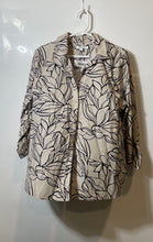Load image into Gallery viewer, Chico's Womens Beige Black Floral No Iron Sateen Oasis Button-Up Shirt Size 12