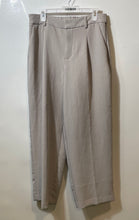 Load image into Gallery viewer, A New Day Womens Gray Pleated Front Pockets Straight Leg Dress Pants Size 10