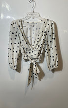 Load image into Gallery viewer, Willow Womens Black White Polka Dot 3/4 Sleeve Cropped Blouse Top Size XS