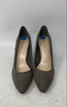 Load image into Gallery viewer, Nine West Womens Gray Suede Pointed Toe Slip-On Block Pump Heels Size 7.5